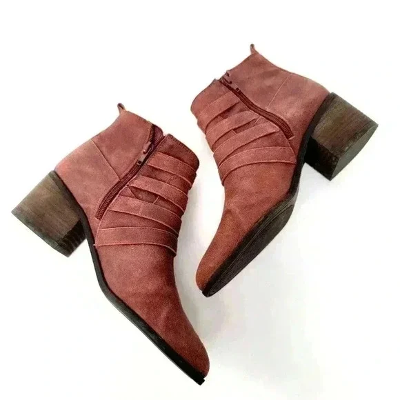 Lucky Brand Loreniah Red Moto Grunge Buckle Ankle Booties - 7.5 - Picture 2 of 11